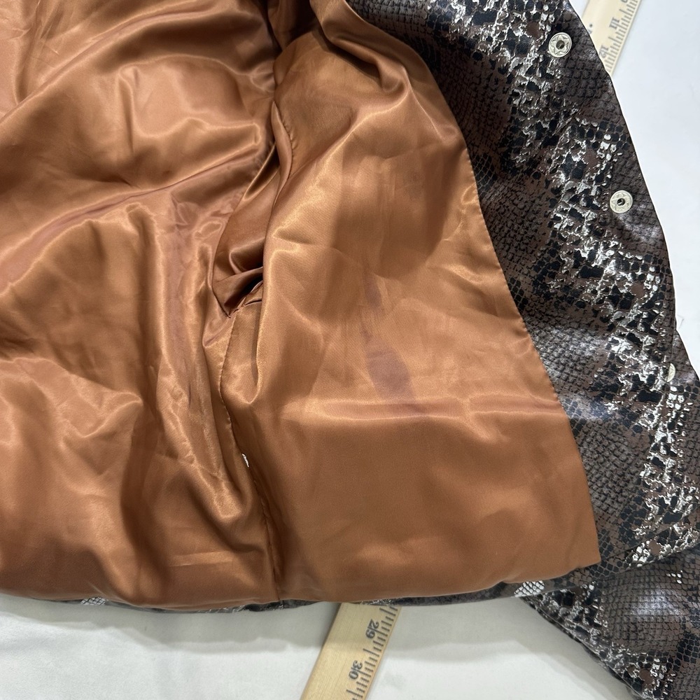 SHEIN Cropped Snakeskin Puffer Jacket Womens XS Brown Faux Leather Y2K - Picture 4 of 9